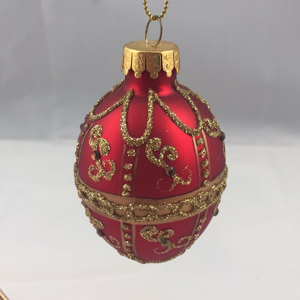 Vintage GKI/Bethlehem Glass Egg shaped embellished Christmas Ornament